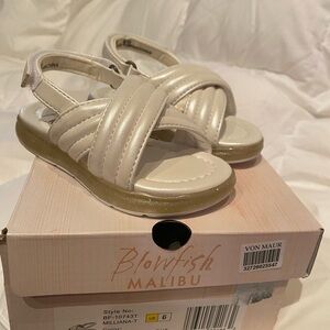 New Blowfish Toddler size 6 White sandals